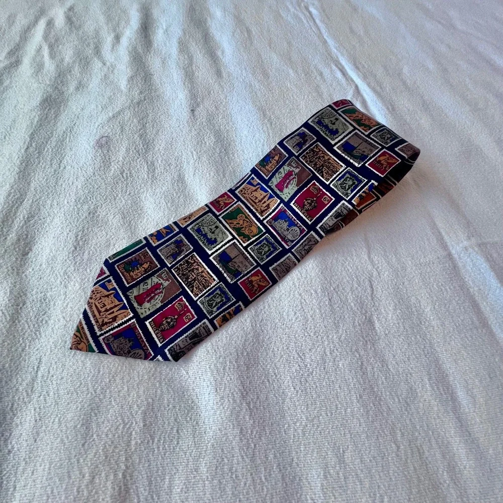 Alynn Mens Silk Tie International Stamp Collection Navy Blue Vintage Postage USA